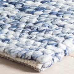 Niels Handwoven Wool/Viscose Rug - Navy