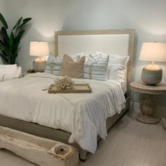 Laurel Grove Upholstered Bed - King